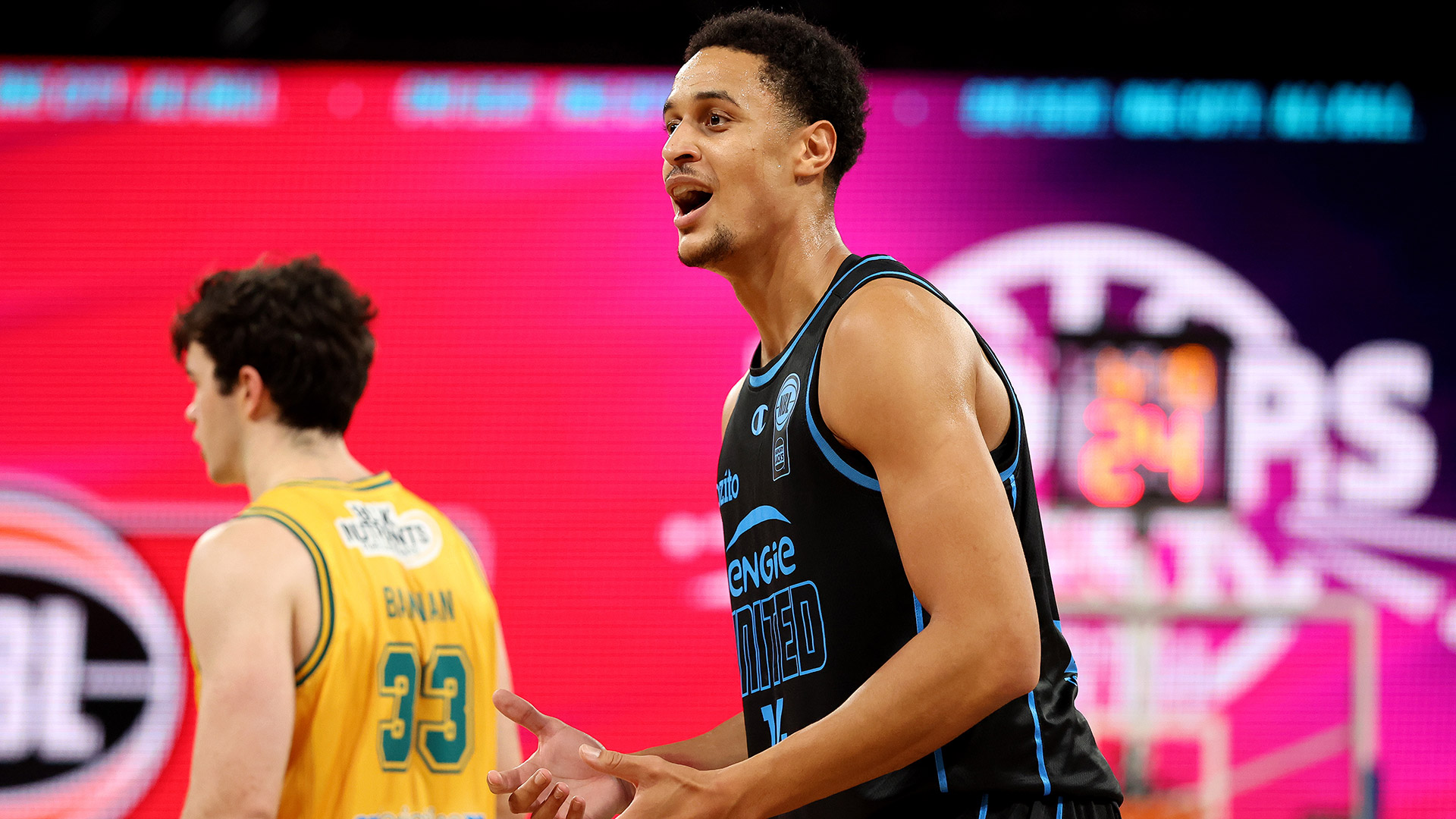 Edwards inspires United over JackJumpers