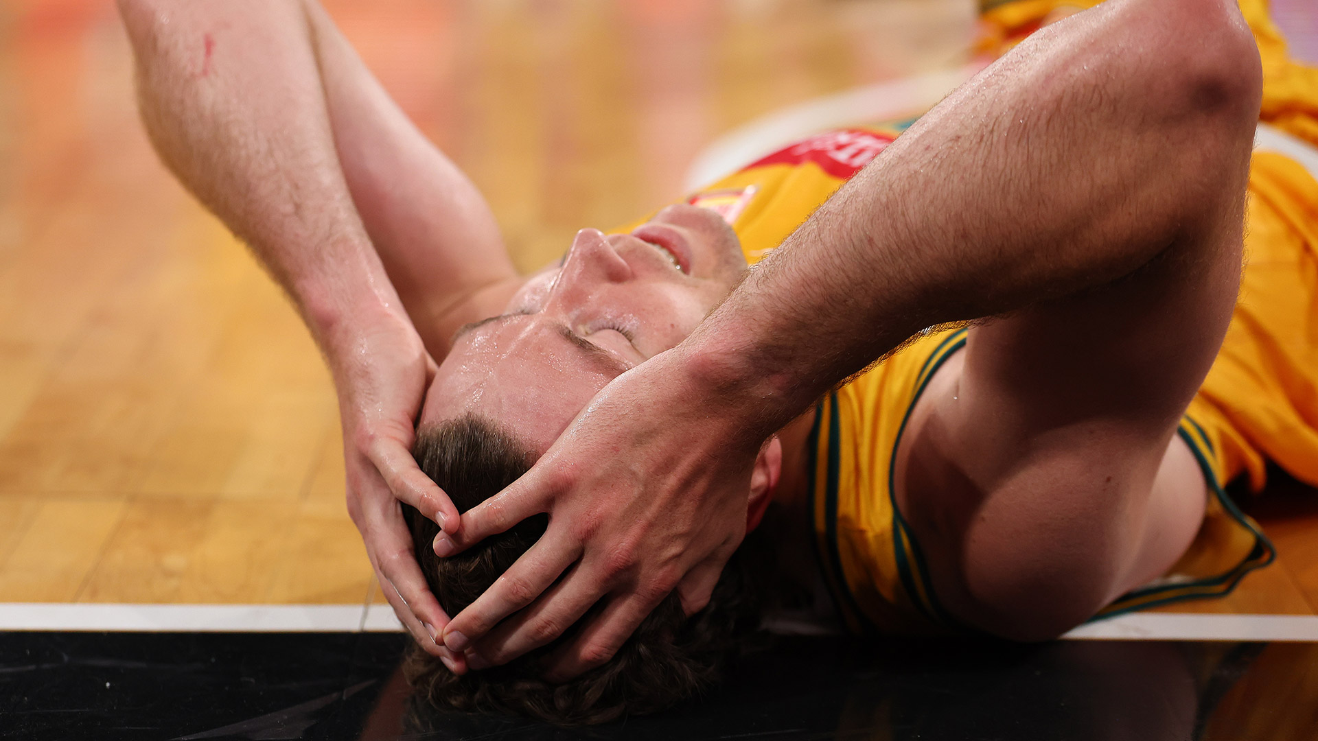 'It doesn't look good': Roth concerned for star