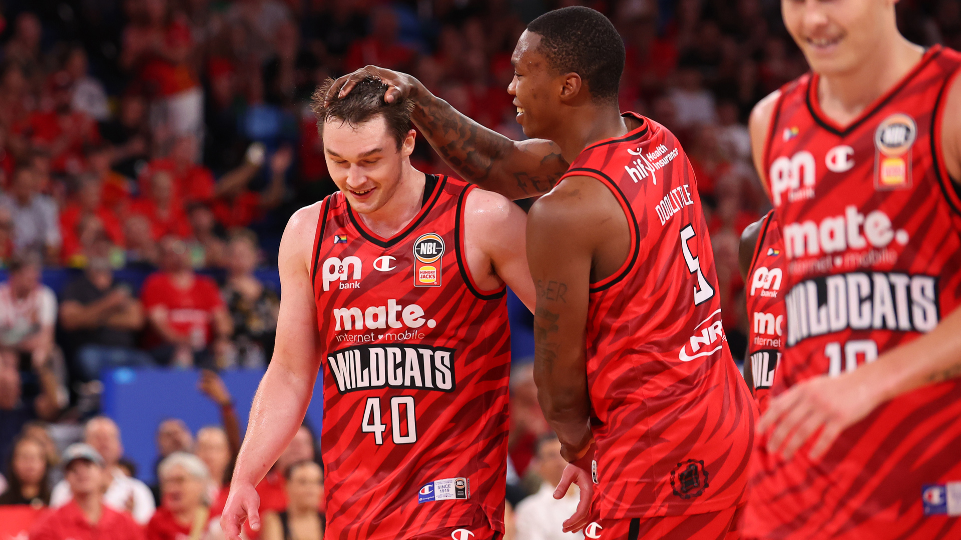 Pepper inspires hot Wildcats shooting night