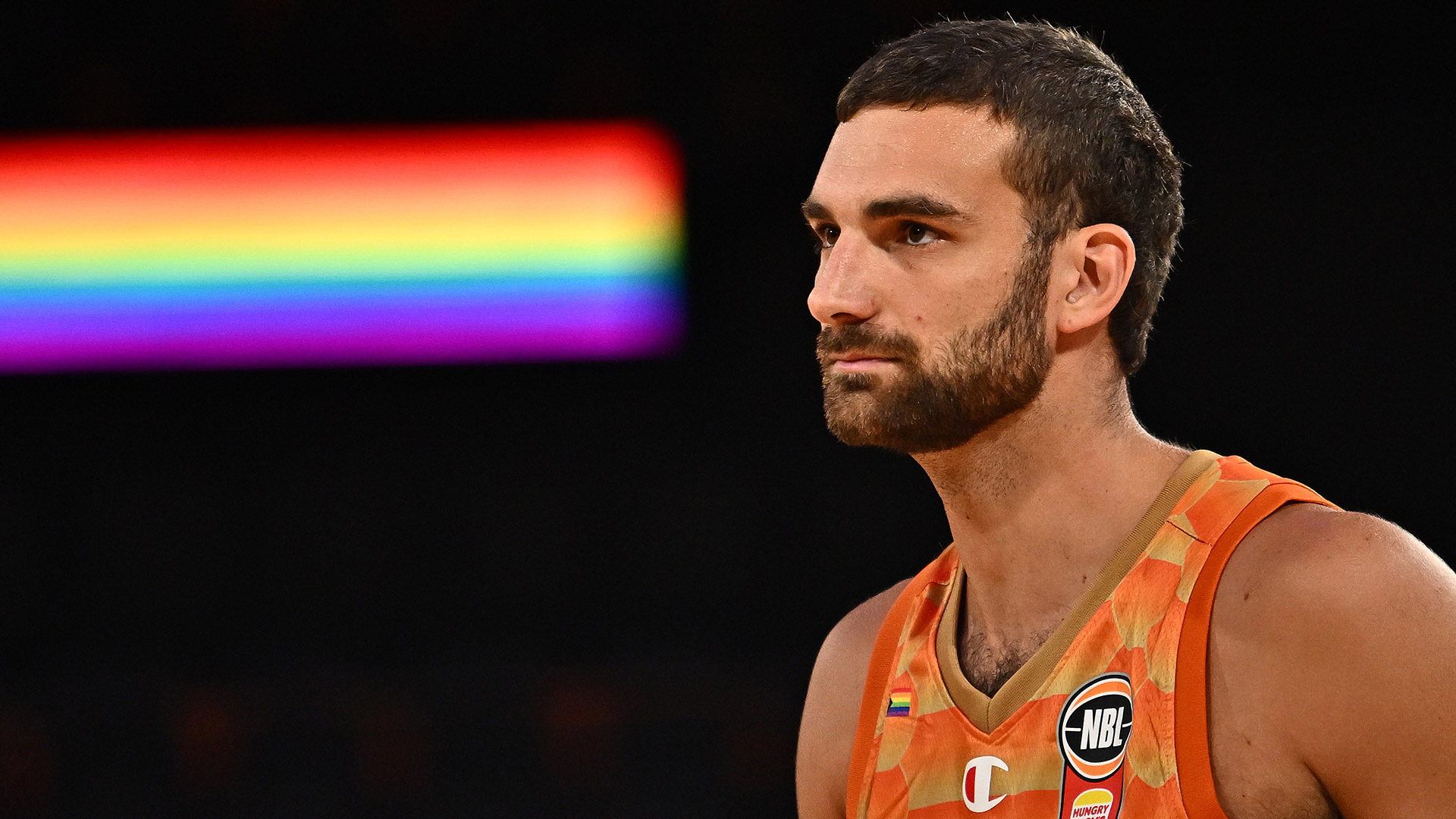 McVeigh's 40 lifts Snakes over JackJumpers