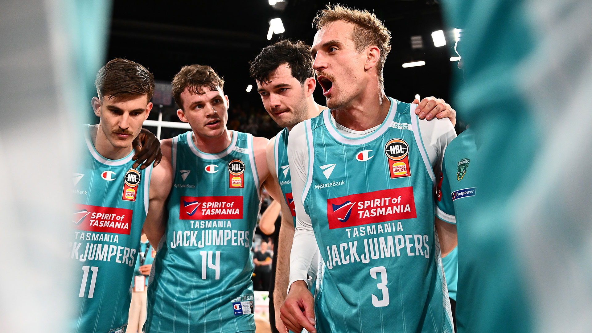 JackJumpers shoot themselves closer to finals