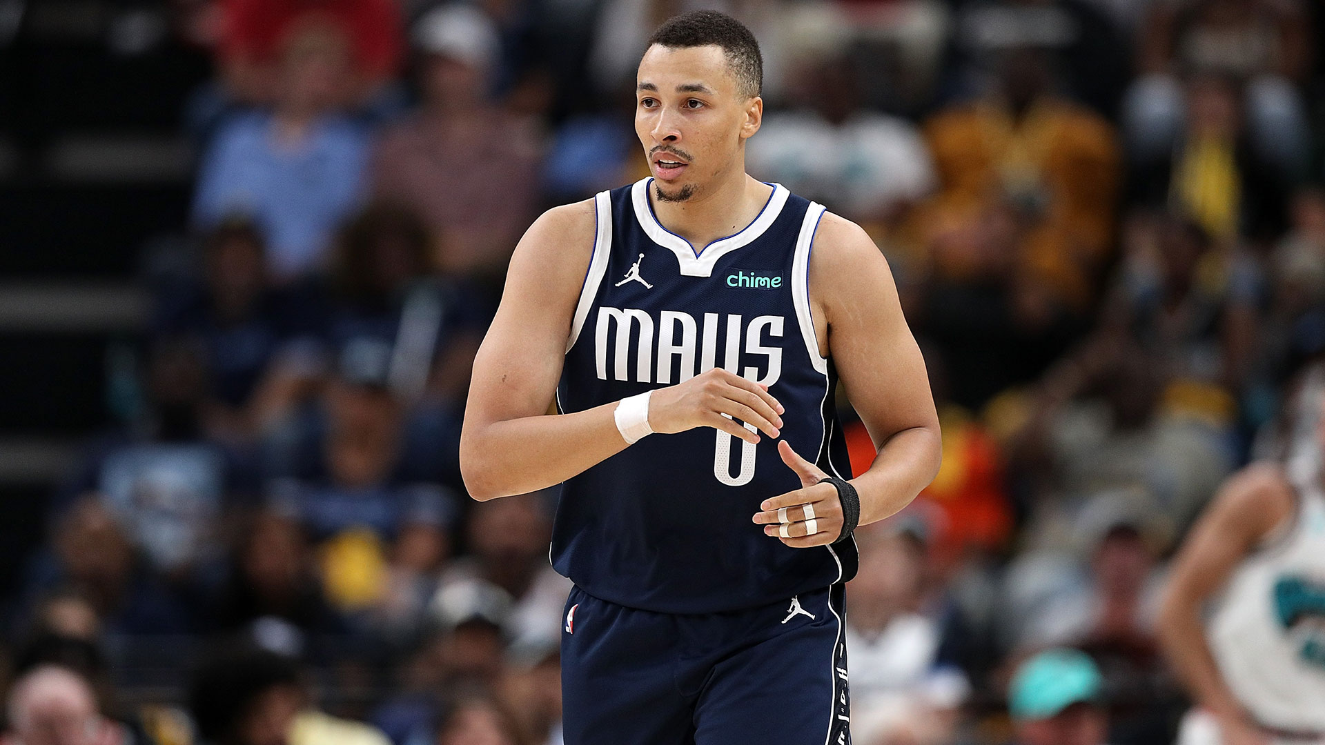Aussies Abroad: Bad breaks for Exum, Furphy