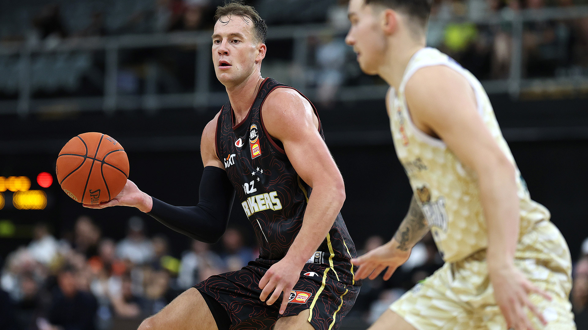 Mennenga returns to torch former side