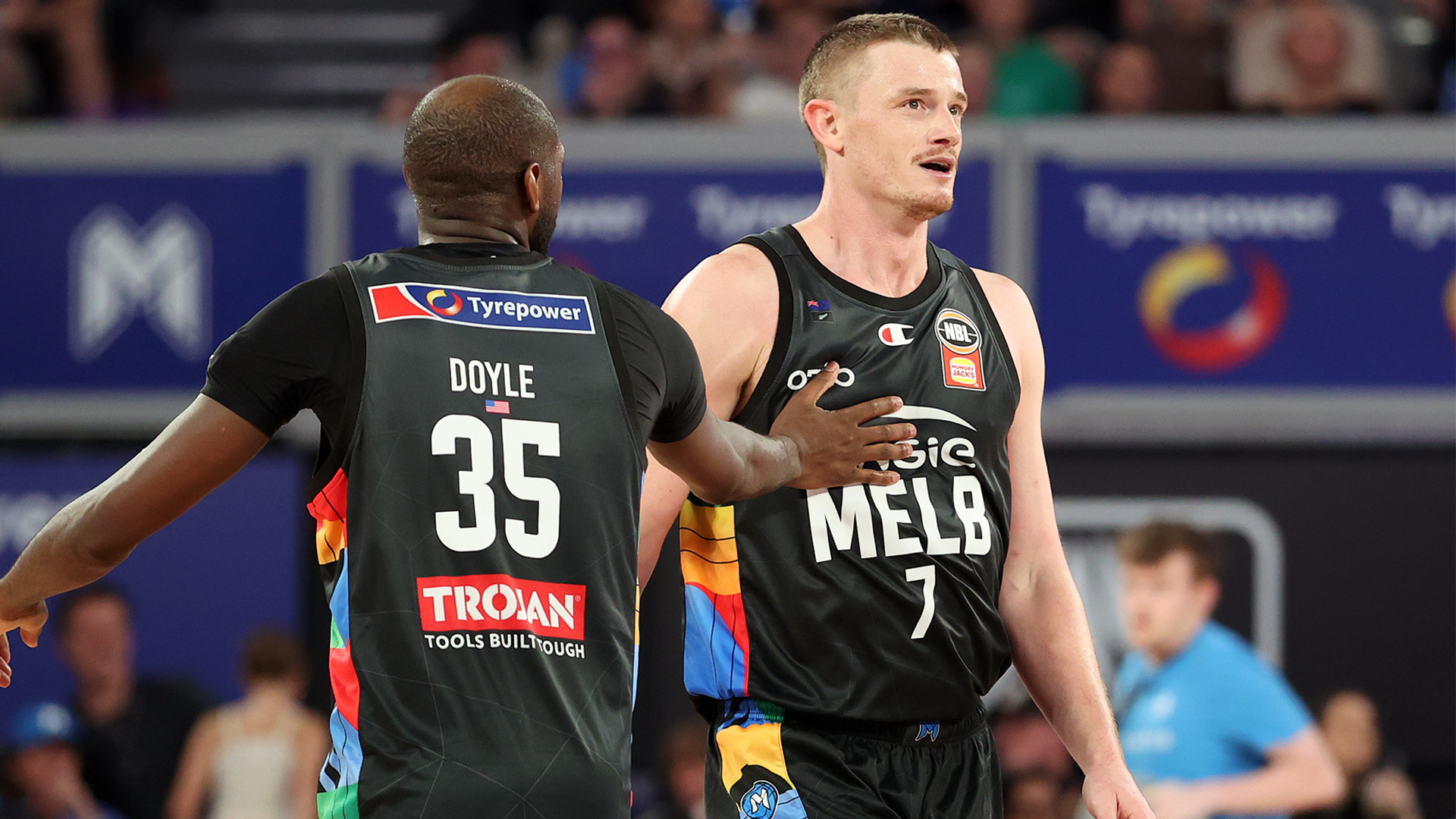 Delany leads United over plucky JackJumpers