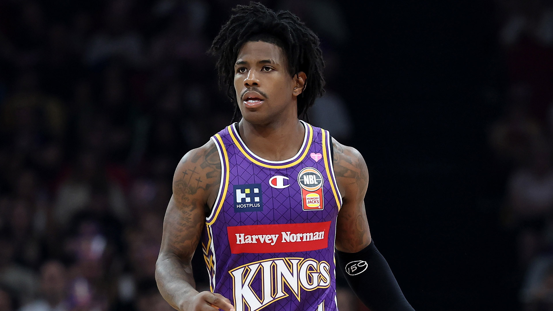 “You’re seeing greatness”: Goorjian in awe of Davis, Cotton brilliance