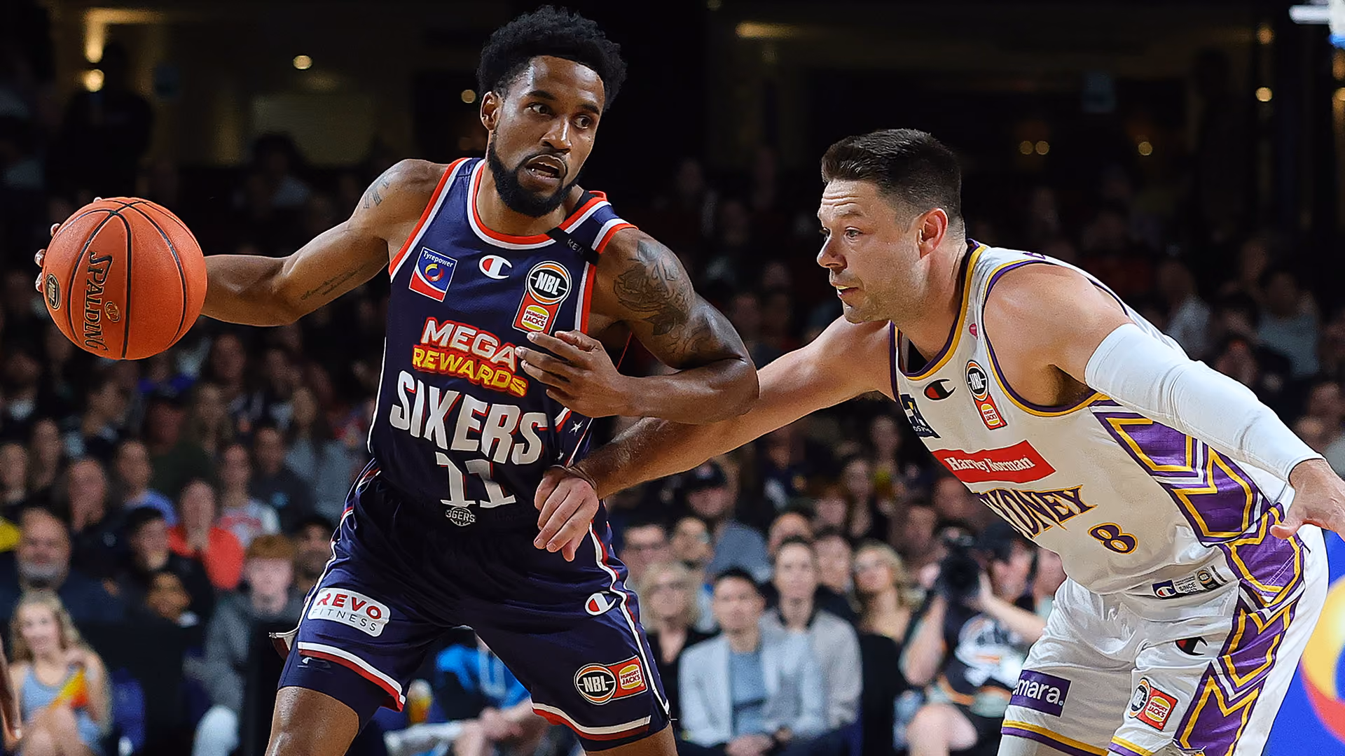 Davis dazzles, but Delly the difference?