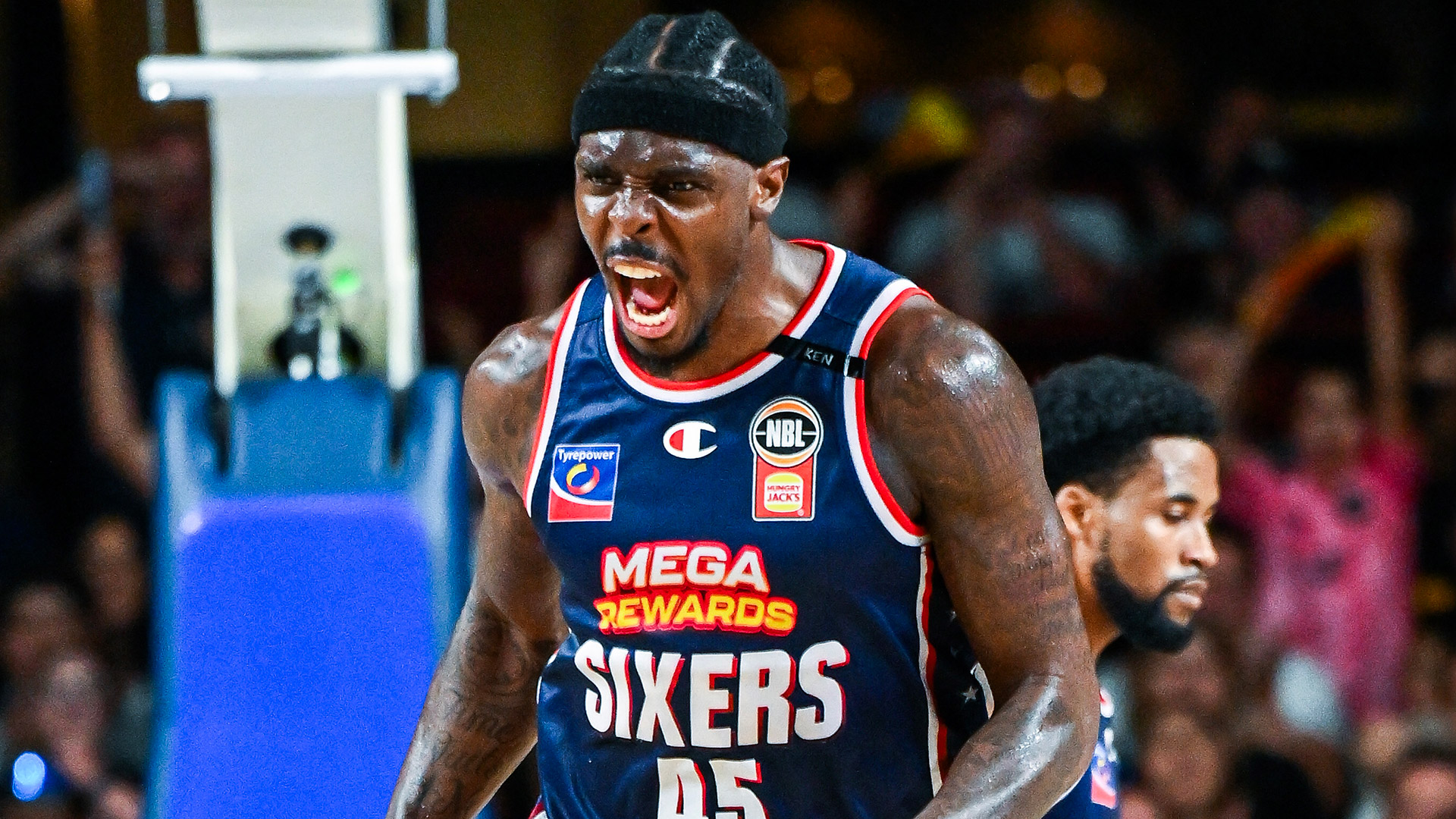 "All the pressure on them": Adelaide embraces underdog tag