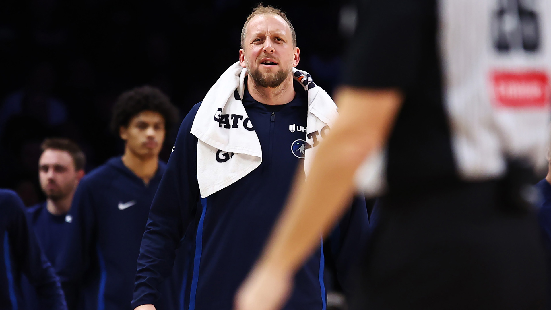 Free Agency Tracker: Live updates, signings and reported moves