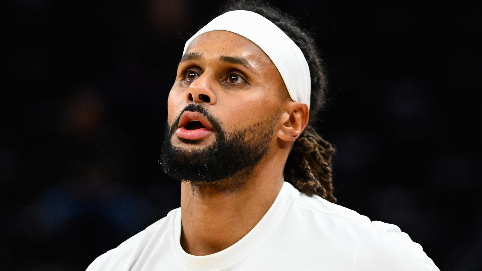 REPORT: Teams circling Aussie hoops icon