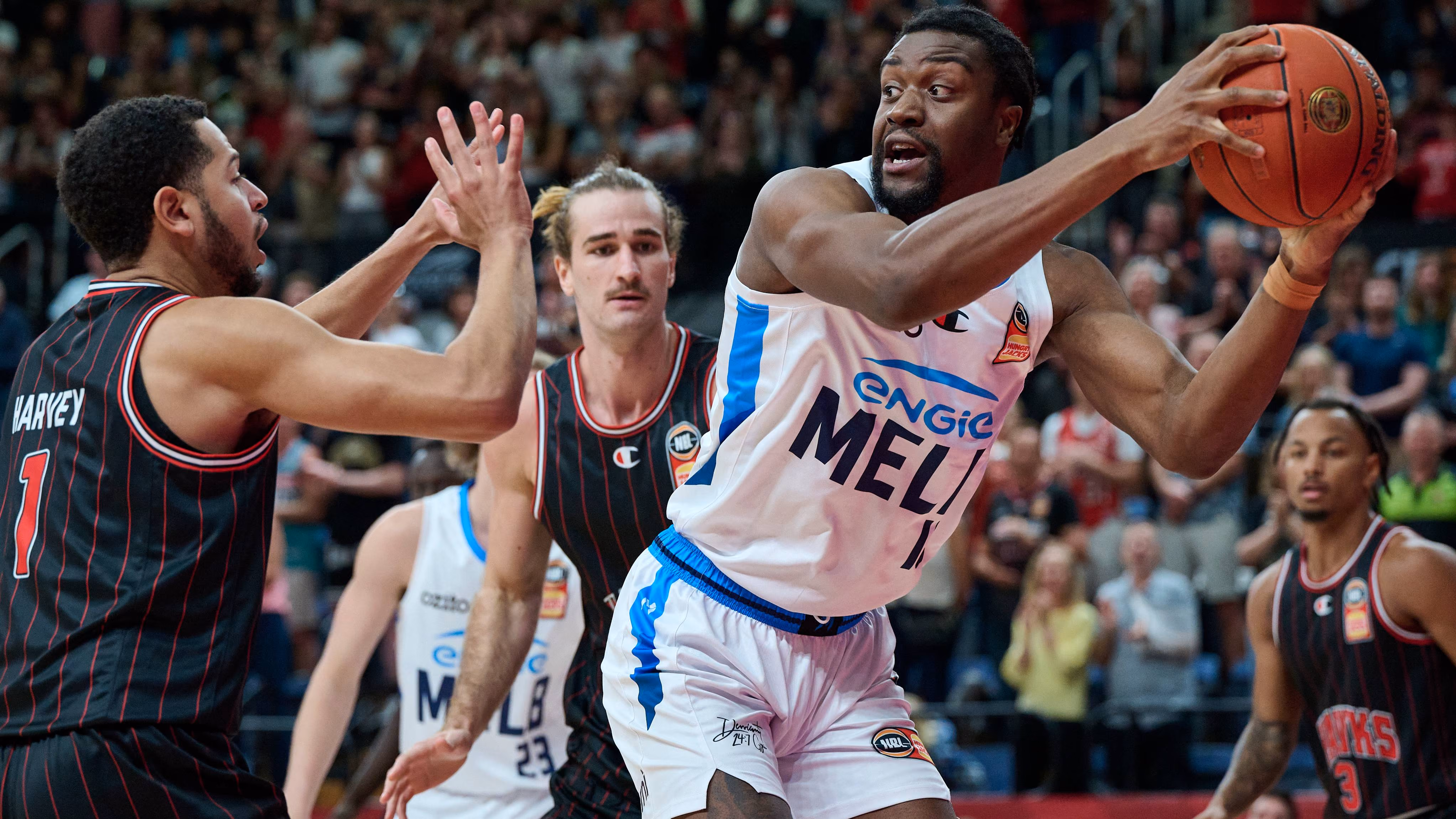 WATCH: Next Star dominates Hawks