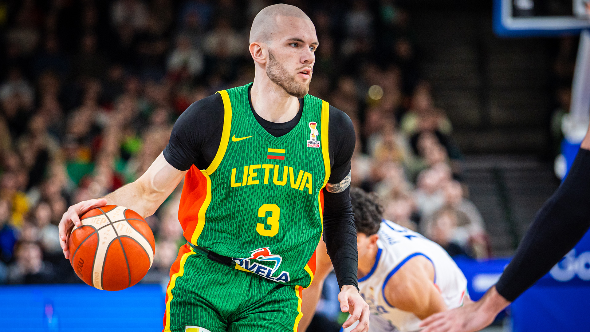 REPORT: Bullets target European star