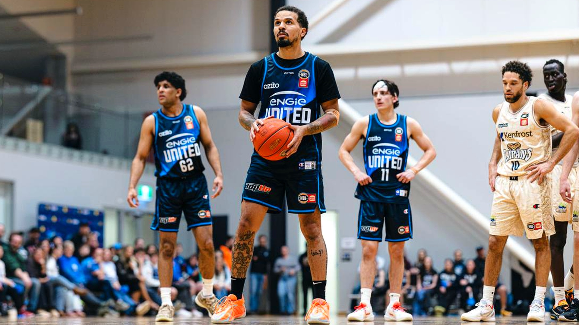 Anthony's perfect start as United outlasts McVeigh, Taipans