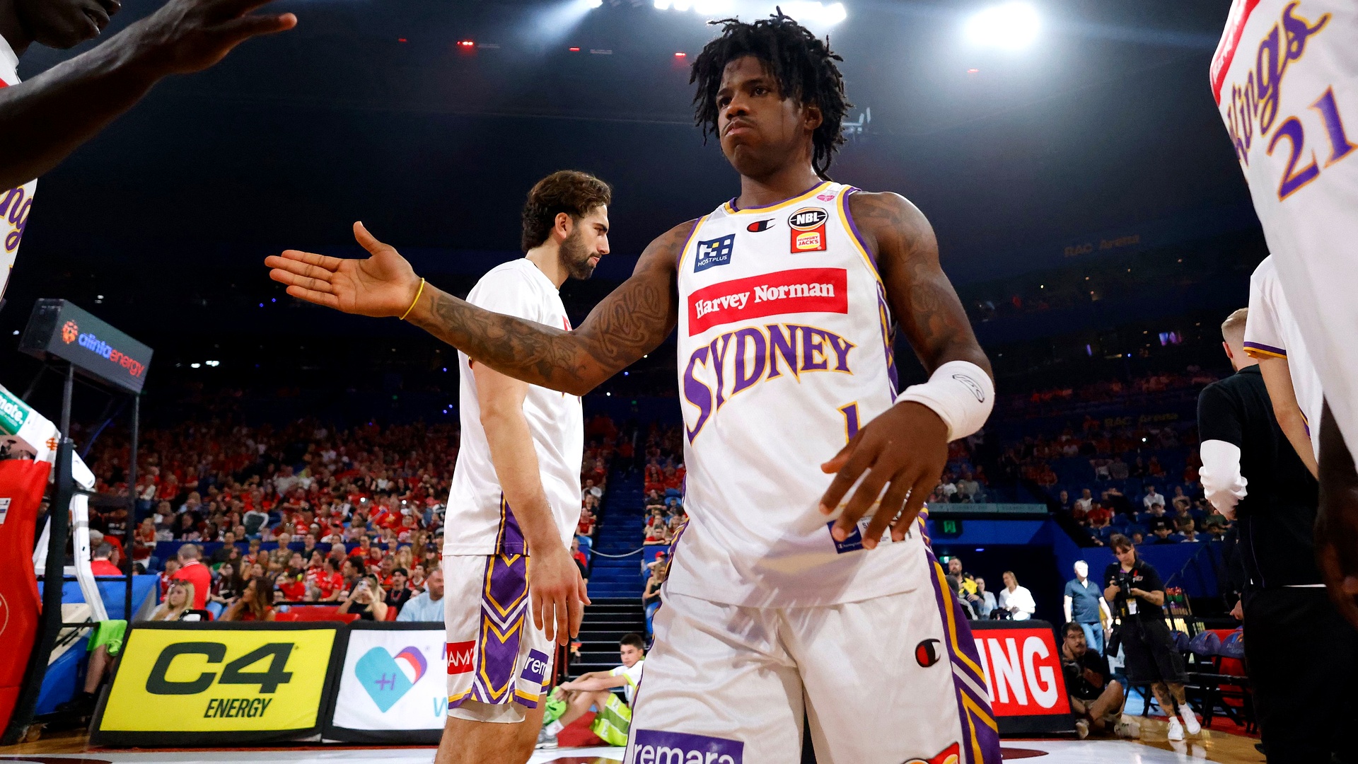 REPORT: Kings' Davis wait nearly over