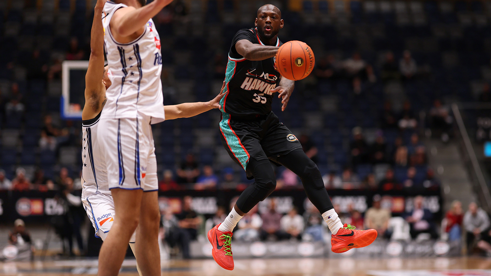 Double trouble: Doyle's buzzer-beater proves Harvey's got company
