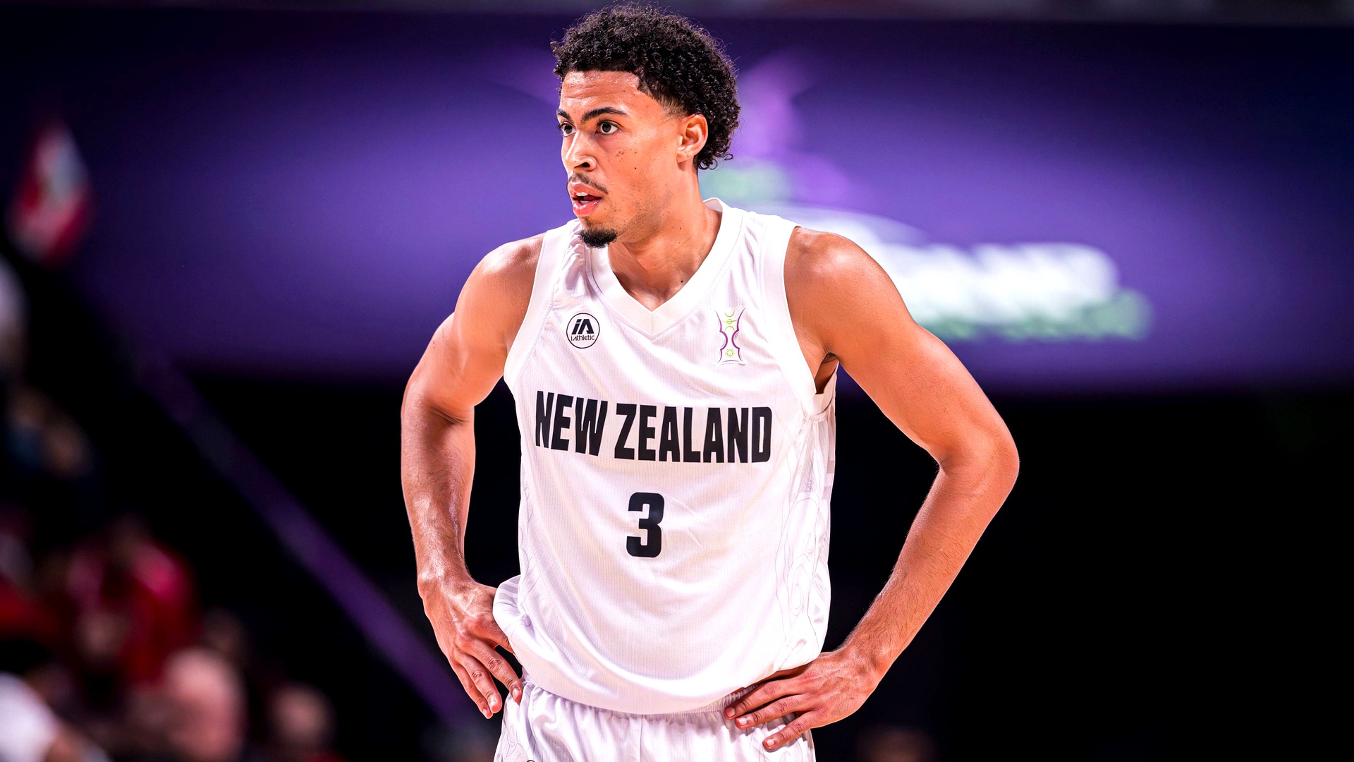 REPORT: Breakers sign Tall Black as injury replacement