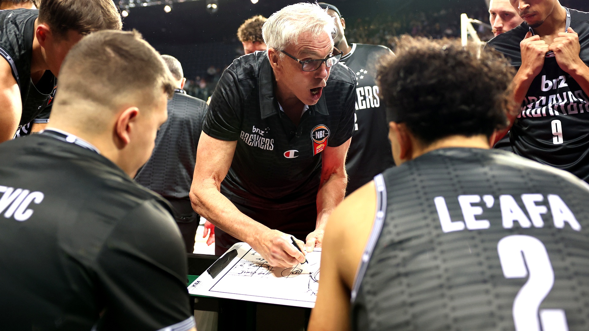 Herbert 'cracking the whip' on Breakers' title hopes