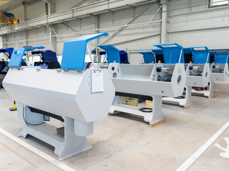 Équipes d'une entreprise de Fabrication de machines à Besançon, Montbéliard, Pontarlier