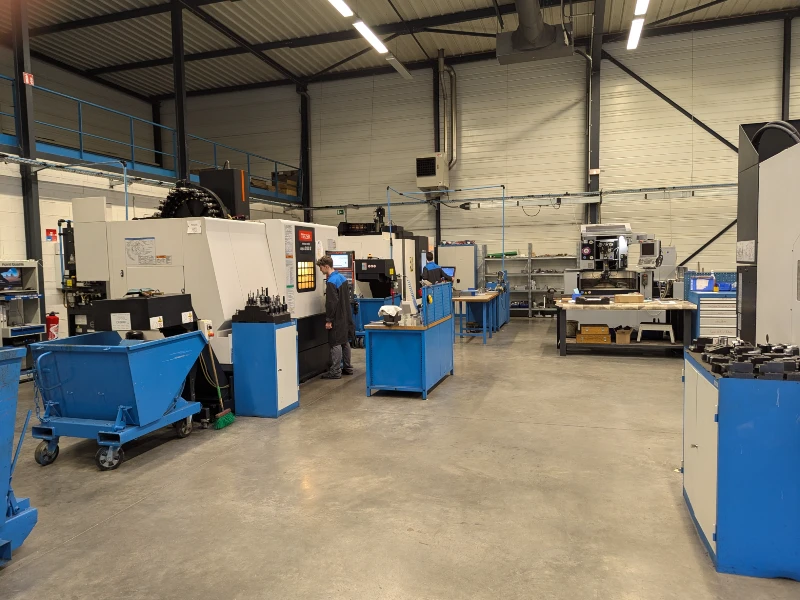 Salariés et locaux de PUTAUD MECANIQUE : Usinage, Mécanique de précision, Fraisage, Tournage - Doubs