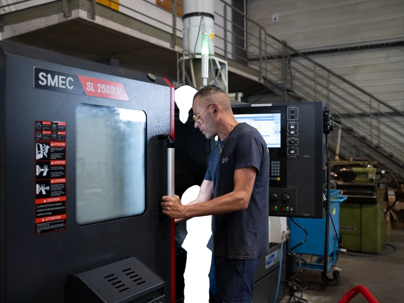 Équipes d'une entreprise de Usinage, Maintenance industrielle, Soudure, Mécanique de précision à Montpellier, Béziers, Lodève