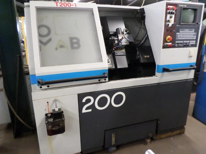 Équipes d'une entreprise de Mécanique de précision, Fabrication de machines spéciales, Usinage, Atelier d'usinage, Fabrication de machines à Blois, Vendôme, Romorantin-Lanthenay