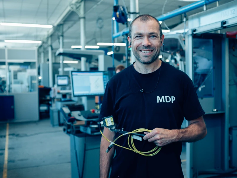 Équipes d'une entreprise de Cintrage, Fabrication de ressort, Décolletage à Lille, Avesnes-sur-Helpe, Cambrai, Dunkerque, Douai, Valenciennes