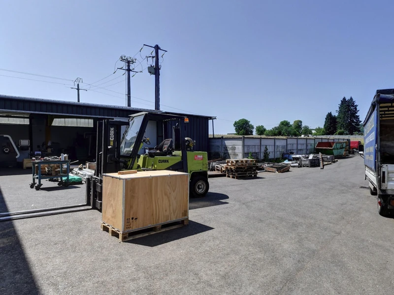 Salariés et locaux de Verneuil : Mécanique de précision, Usinage, Atelier d'usinage - Aisne