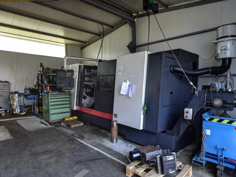 Équipes d'une entreprise de Mécanique de précision, Usinage, Atelier d'usinage à Laon, Saint-Quentin, Château-Thierry, Soissons, Vervins