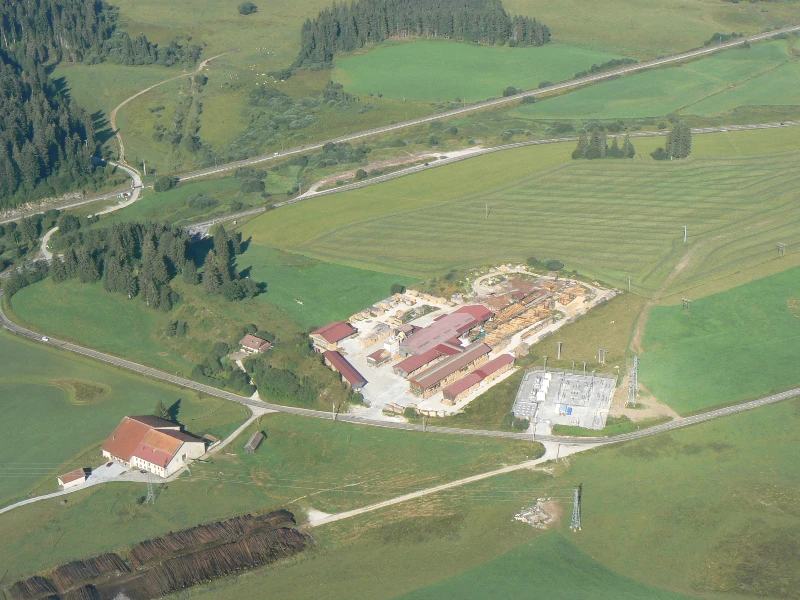 Salariés et locaux de Scierie Renaud : Scierie - Doubs