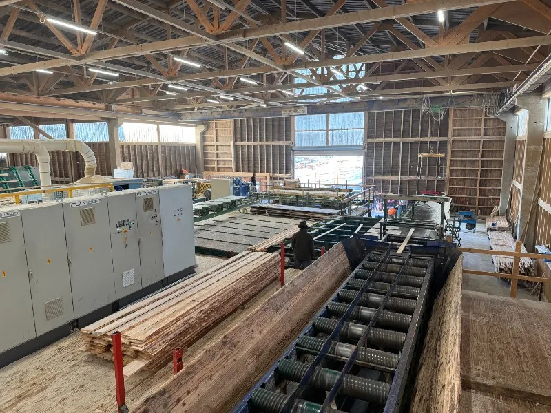 Salariés et locaux de Solibois : Scierie - Doubs