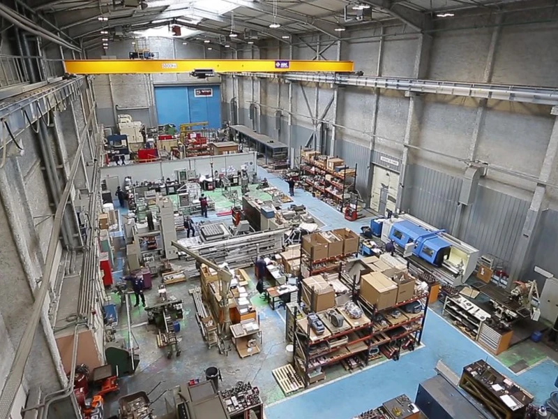 Équipes d'une entreprise de Fabrication de machines, Fabrication de machines spéciales à Saint-Lô, Cherbourg-Octeville, Coutances, Avranches
