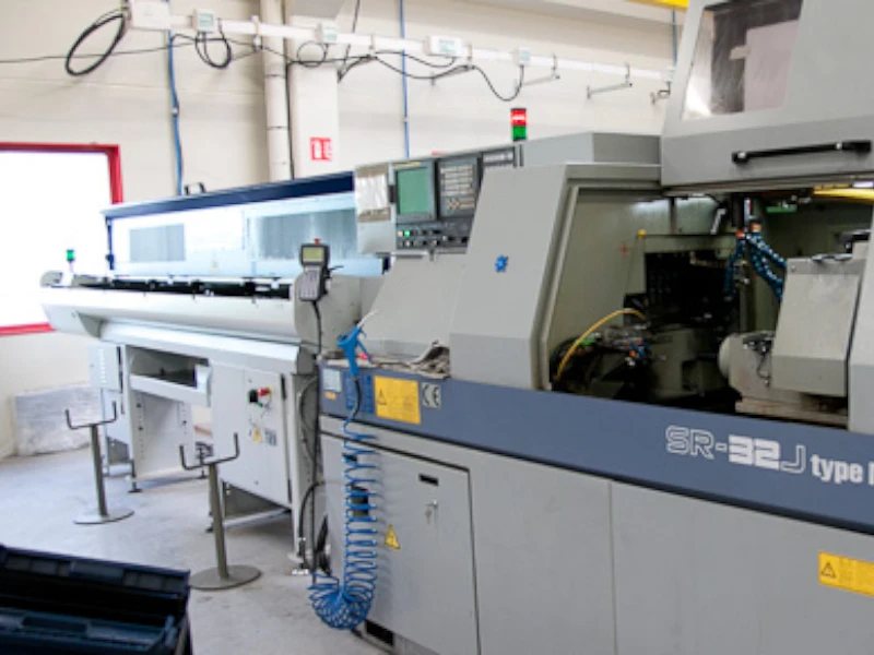 Équipes d'une entreprise de Décolletage, Tournage, Usinage, Mécanique de précision à Lille, Avesnes-sur-Helpe, Cambrai, Dunkerque, Douai, Valenciennes