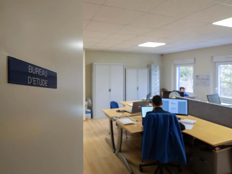 Équipes d'une entreprise de Électricité industrielle, Automatisation industrielle, Fabrication de machines spéciales, Fabrication de machines à Rouen, Dieppe, Le Havre