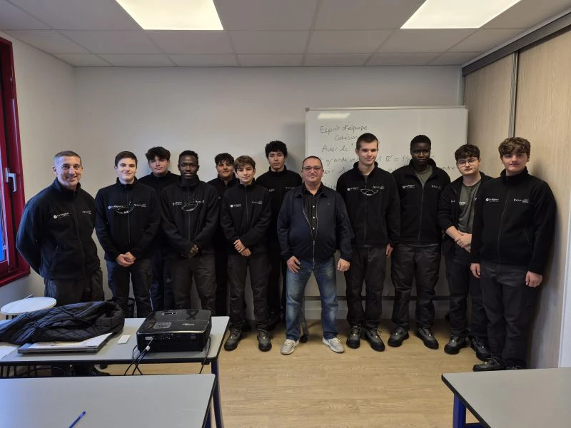 Salariés et locaux de École de Production Y FAB :  - Allier