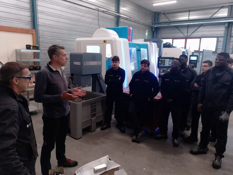 Salariés et locaux de École de Production Y FAB :  - Allier