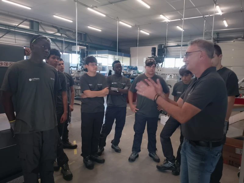 Salariés et locaux de École de Production Y FAB :  - Allier