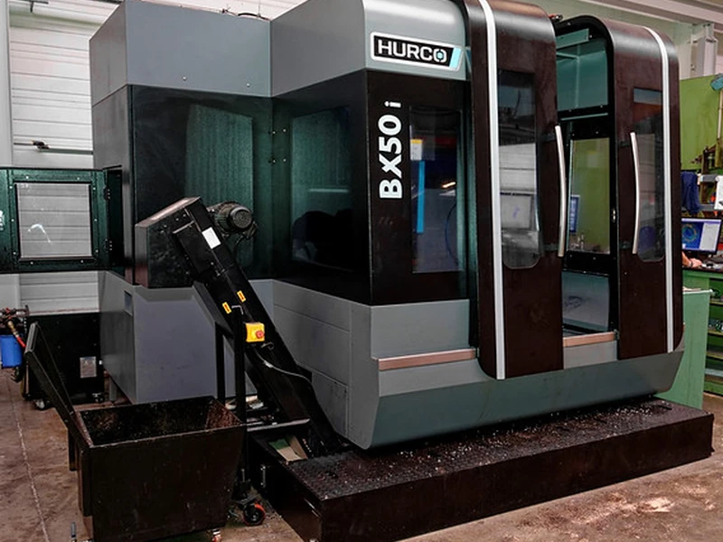 Équipes d'une entreprise de Découpe laser, Usinage, Mécanique de précision, Atelier d'usinage, Tôlerie, Fabrication de moules et outillages à Lyon, Villefranche-sur-Saône