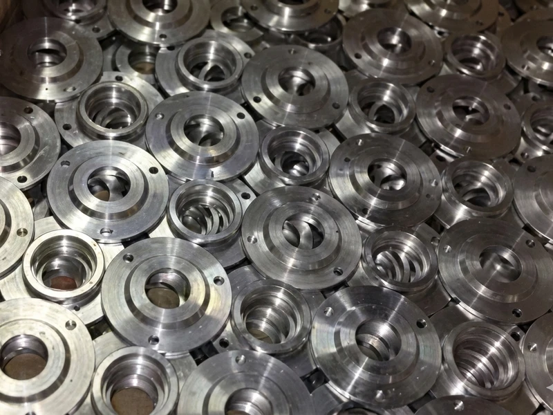 Salariés et locaux de SCG usinage de précision : Mécanique de précision, Fraisage, Tournage, Usinage, Atelier d'usinage - Loire