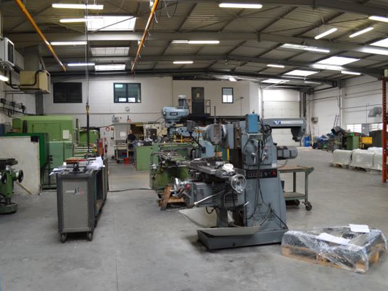 Locaux de OMS industrie