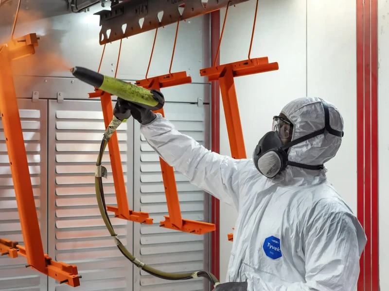 Salariés et locaux de Poncin Métal : Tôlerie, Chaudronnerie, Découpe laser, Soudure, Prototypage - Rhône