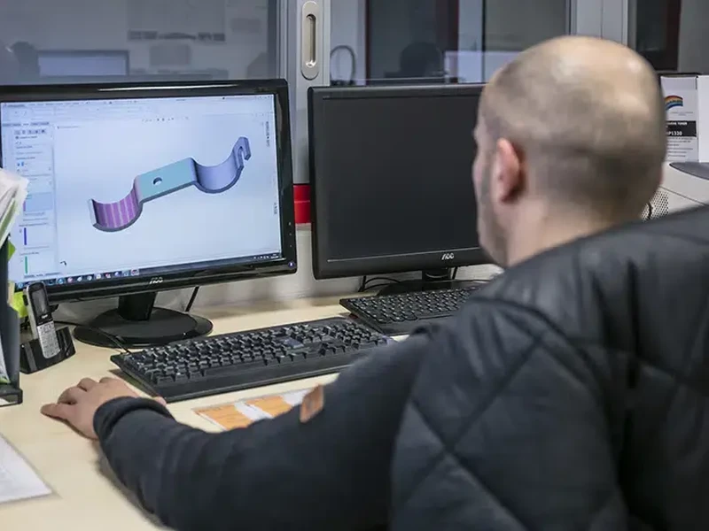 Locaux de Poncin Métal