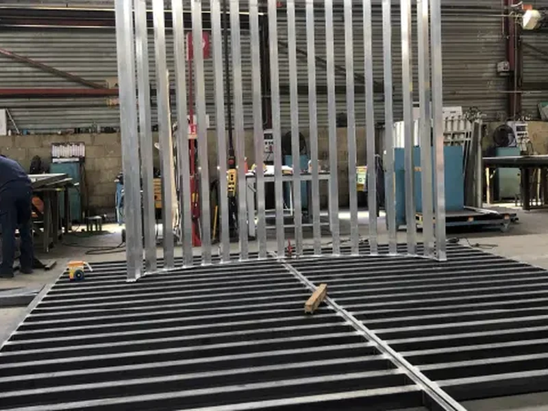 Équipes d'une entreprise de Chaudronnerie, Découpe laser, Soudure à Laon, Saint-Quentin, Château-Thierry, Soissons, Vervins