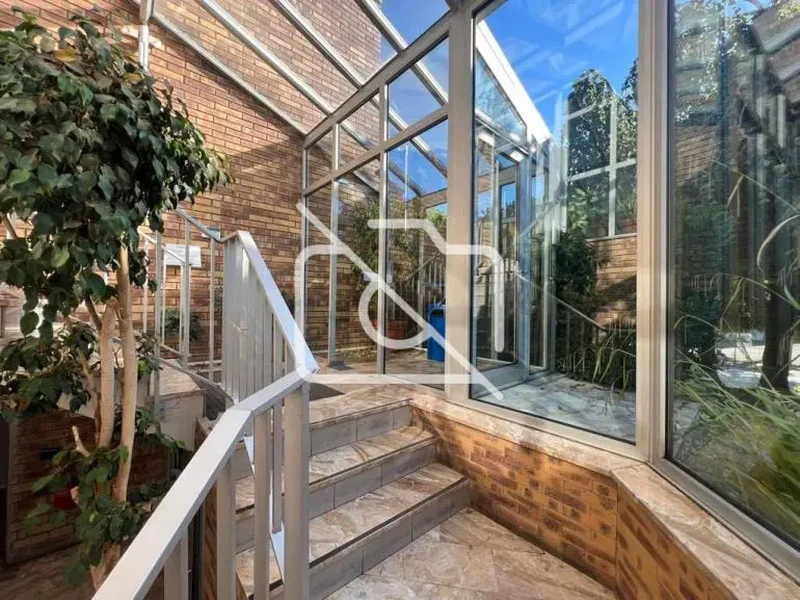 Locaux de DL Real Estate