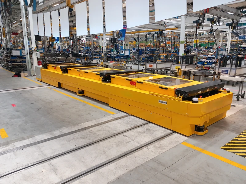 Équipes d'une entreprise de Fabrication de machines spéciales, Ingénierie industrielle, Automatisation industrielle, Fabrication de machines à Angers, Segré, Cholet, Saumur