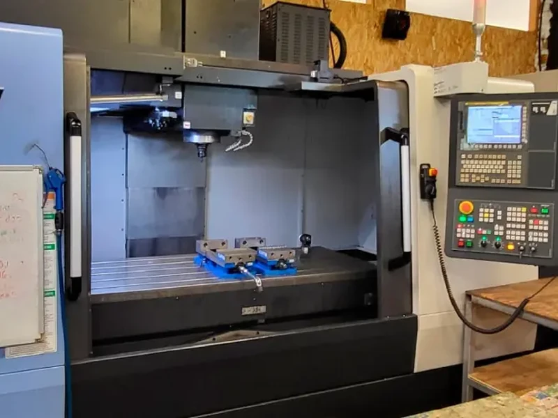 Équipes d'une entreprise de Fraisage, Tournage, Mécanique générale, Usinage, Atelier d'usinage, Mécanique de précision à Angoulême, Cognac, Confolens