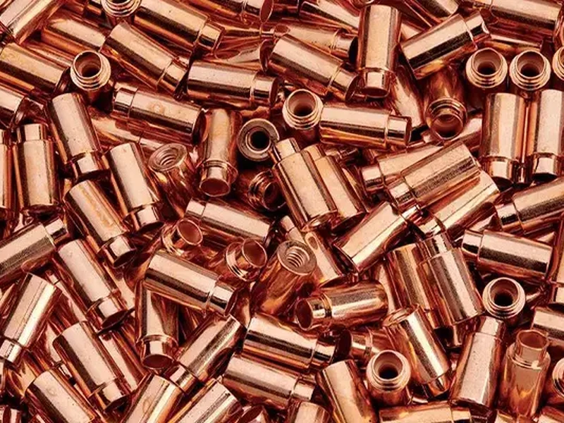 Équipes d'une entreprise de Nickelage, Anodisation, Traitement de surface à Clermont-Ferrand, Ambert, Issoire, Riom, Thiers