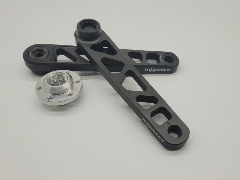 Salariés et locaux de INFOMECA : Mécanique de précision, Prototypage, Usinage, Atelier d'usinage - Ardèche