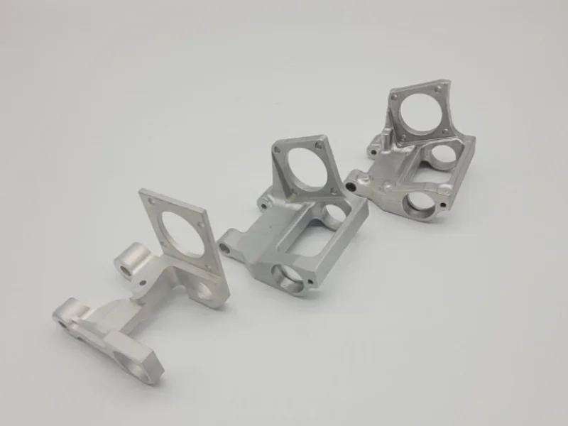 Salariés et locaux de INFOMECA : Mécanique de précision, Prototypage, Usinage, Atelier d'usinage - Ardèche