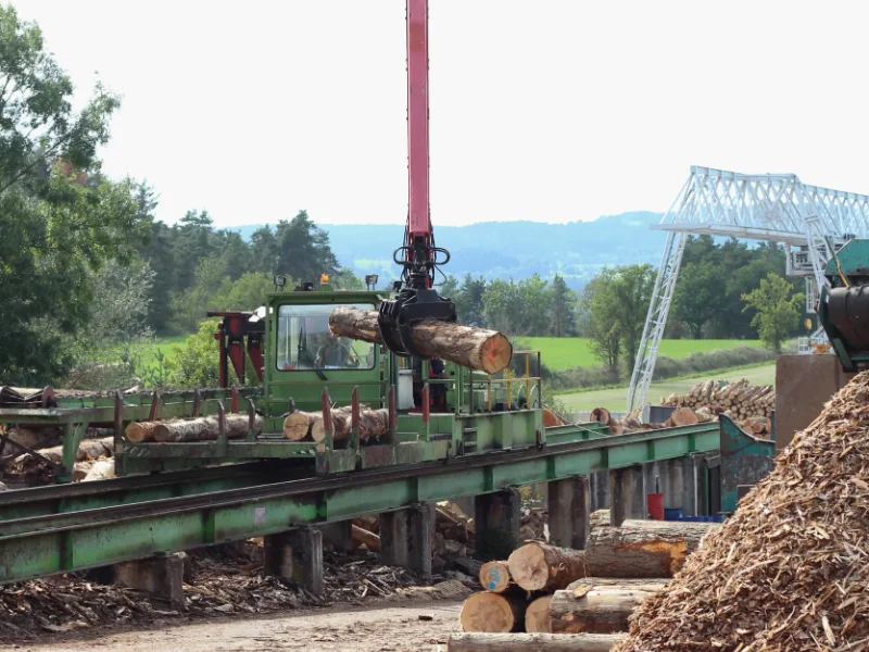 Équipes d'une entreprise de Scierie à Clermont-Ferrand, Ambert, Issoire, Riom, Thiers