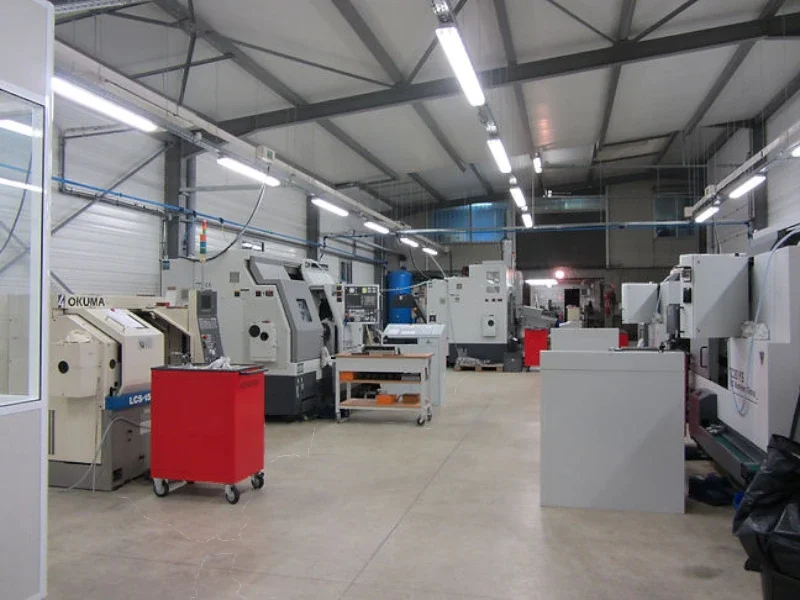 Équipes d'une entreprise de Mécanique de précision, Usinage, Tournage, Fraisage, Atelier d'usinage à Toulouse, Muret, Saint-Gaudens