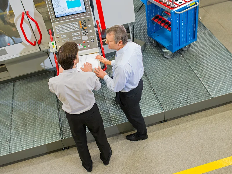 Équipes d'une entreprise de Fraisage, Tournage, Impression 3D, Mécanique de précision, Usinage, Atelier d'usinage à Lille, Avesnes-sur-Helpe, Cambrai, Dunkerque, Douai, Valenciennes